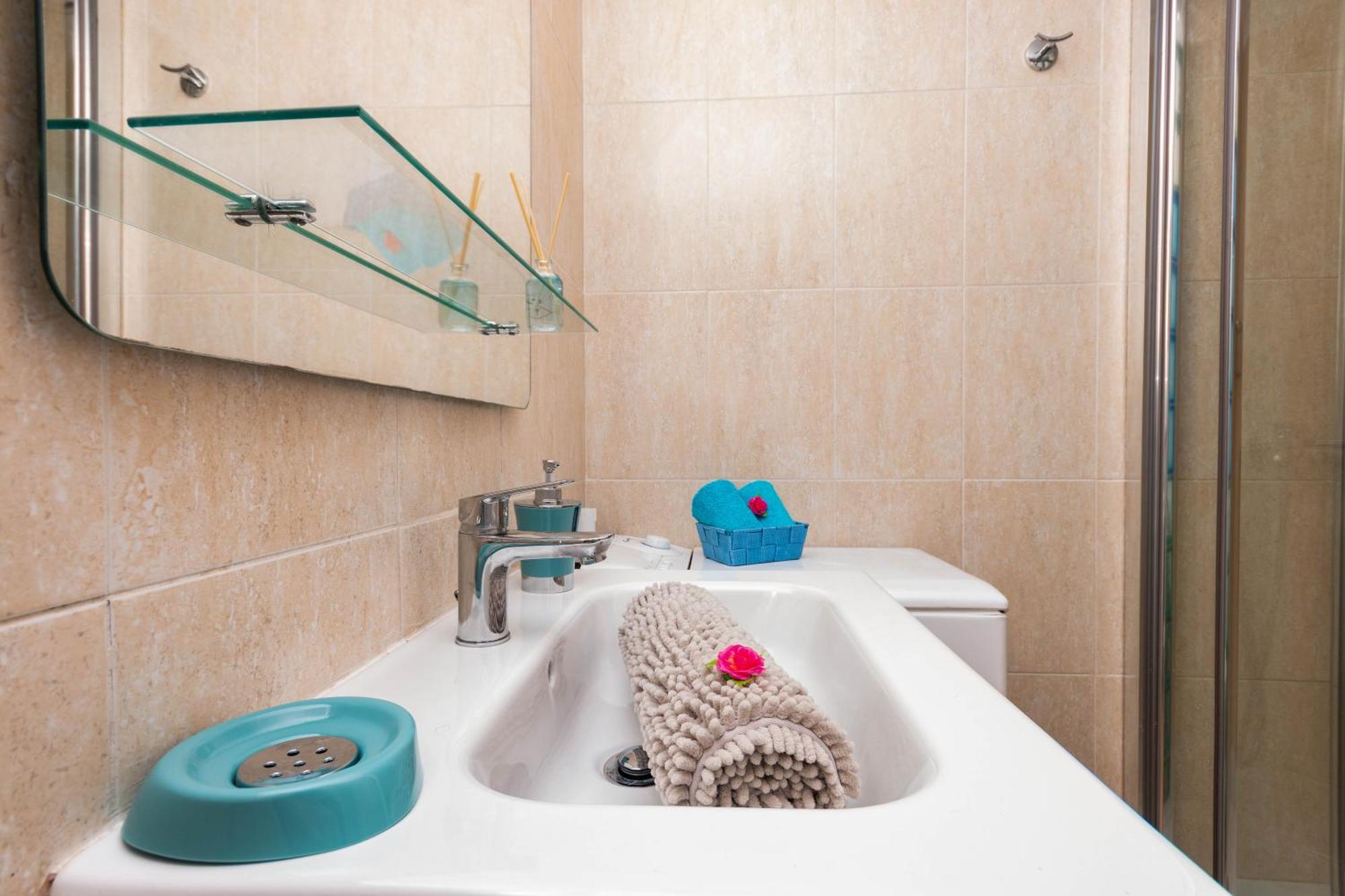Apartment Serenity Yumbo - Europa 2min Yumbo - 5min From - Wifi Free - Air Conditioner - Private Services - Free Welcome Book - Cohote Conserjeria Gran Canaria *