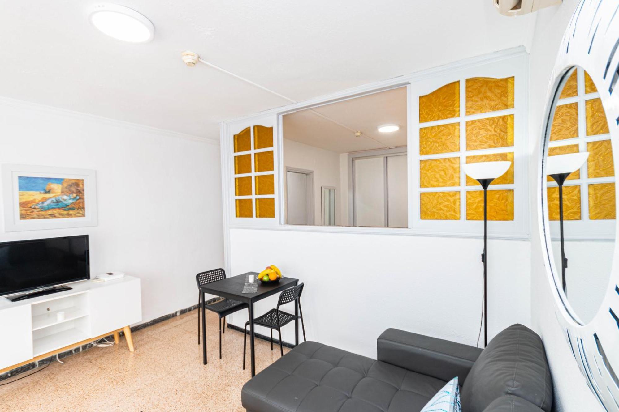 Apartment Serenity Yumbo - Europa 2min Yumbo - 5min From - Wifi Free - Air Conditioner - Private Services - Free Welcome Book - Cohote Conserjeria Gran Canaria *